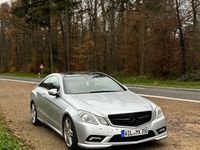 Gebraucht Mercedes E350 AMG 231 PS (169 kW) 2009 Silber Coupé