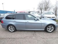 Gebraucht BMW 320 Comfort Edition 170 PS (125 kW) 2010 Blau Kombi