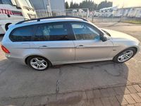 Gebraucht BMW 320 143 PS (105 kW) 2007 Silber Kombi