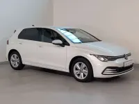 Gebraucht VW Golf VIII Life 150 PS (110 kW) 2023 Weiß Limousine
