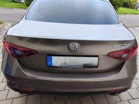 Gebraucht Alfa Romeo Giulia Super 179 PS (131 kW) 2017 Grau Limousine