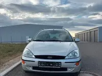 Gebraucht Ford Focus Ghia 101 PS (74 kW) 2000 Grau Limousine