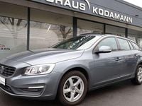 Gebraucht Volvo V60 Business Edition 150 PS (110 kW) 2016 Osmium grey / metallic Kombi