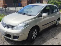 Gebraucht Nissan Tiida 110 PS (80 kW) 2009 Beige Kleinwagen