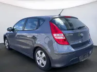 Gebraucht Hyundai i30 109 PS (80 kW) 2010 Grau Limousine