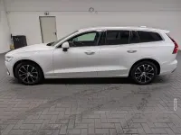 Gebraucht Volvo V60 Momentum 190 PS (139 kW) 2020 Weiß Kombi