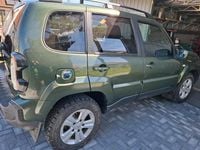 Second-hand Lada niva 80 CP (58 kW) 2021 Verde SUV