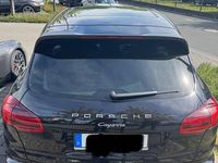 Second-hand Porsche Cayenne Platinum Edition 262 CP (192 kW) 2016 Negru SUV