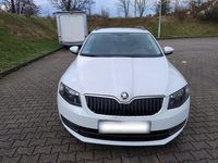 Second-hand Skoda Octavia Joy 150 CP (110 kW) 2016 Alb Hatchback