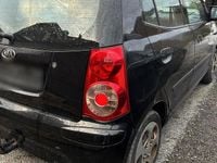 Second-hand Kia Picanto 65 CP (47 kW) 2008 Negru Hatchback