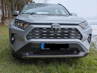 Gebraucht Toyota RAV4 175 PS (128 kW) 2022 Silber SUV