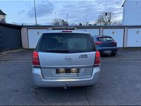 Gebraucht Opel Zafira 140 PS (102 kW) 2006 Silber Van / Kleinbus