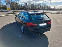 Gebraucht BMW 520 190 PS (139 kW) 2018 Schwarz Kombi