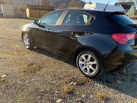 Gebraucht Alfa Romeo Giulietta 120 PS (88 kW) 2011 Schwarz Kleinwagen