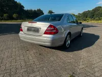 Gebraucht Mercedes E240 AMG 177 PS (130 kW) 2002 Silber Limousine