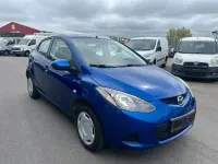 Usata Mazda 2 Dynamic 103 CV (75 kW) 2009 Blu Utilitaria