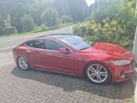 Gebraucht Tesla Model S Performance 500 kW (680 PS) 2016 Rot Kleinwagen