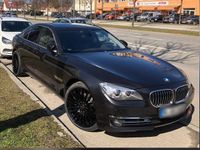 Gebraucht BMW 740 313 PS (230 kW) 2014 Grau Limousine