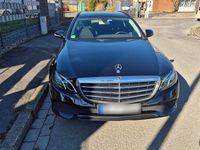 Second-hand Mercedes E300 122 CP (89 kW) 2019 Negru Break
