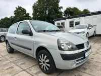 Gebraucht Renault Clio 74 PS (54 kW) 2004 Silber Kleinwagen