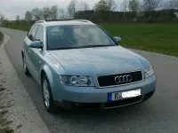 Gebraucht Audi A4 131 PS (96 kW) 2002 Blau Kombi