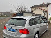 Gebraucht BMW 320 Comfort Edition 184 PS (135 kW) 2012 Silber Kombi