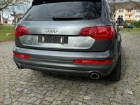 gebraucht Audi Q7 4.2 TDI quattro 3x S-line , 7-Sitze, Sh-Heft