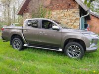 gebraucht Mitsubishi L200 4WD Leder Autom.AHK RückfarK schöner Zustand