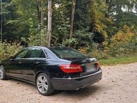 Gebraucht Mercedes E500 387 PS (284 kW) 2010 Schwarz Limousine