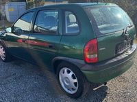 Gebraucht Opel Corsa 60 PS (44 kW) 1997 Grün Kleinwagen