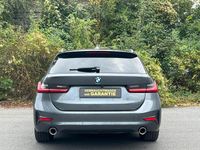 Gebraucht BMW 330e Sport Line 184 PS (135 kW) 2021 Grau Limousine