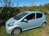 Gebraucht Toyota Aygo 67 PS (49 kW) 2005 Blau Kleinwagen