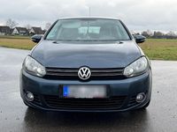 Gebraucht VW Golf VI 105 PS (77 kW) 2010 Blau Kleinwagen
