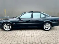 Gebraucht BMW 750 326 PS (239 kW) 1997 Schwarz Limousine