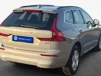 Gebraucht Volvo XC60 Core 197 PS (144 kW) 2023 Grau SUV
