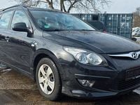 Gebraucht Hyundai i30 90 PS (66 kW) 2010 Schwarz Kombi