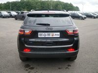 Neu Jeep Compass North 241 PS (177 kW) 2025 Schwarz SUV