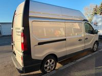Second-hand Opel Vivaro 2017 Argintiu Monovolum