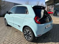 Gebraucht Renault Twingo Techno 60 kW (82 PS) 2023 Pastellblau (blau) Kleinwagen