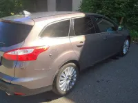 Gebraucht Ford Focus 116 PS (85 kW) 2012 Grau Kombi