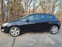 Gebraucht Opel Astra Selection 110 PS (80 kW) 2011 Schwarz Limousine