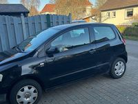 Gebraucht VW Fox 54 PS (39 kW) 2007 Schwarz Kleinwagen