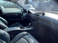 Gebraucht Mercedes E320 224 PS (164 kW) 2002 Schwarz Limousine