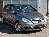 Gebraucht Mercedes B160 95 PS (69 kW) 2011 Grau Van / Kleinbus