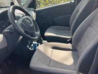 Second-hand Dacia Logan 75 CP (55 kW) 2009 Albastru Hatchback