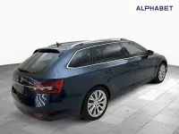 Gebraucht Skoda Superb Style 150 PS (110 kW) 2024 Blau (metallic) Kombi