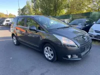 Gebraucht Peugeot 5008 Family 156 PS (114 kW) 2012 Grau Van / Kleinbus