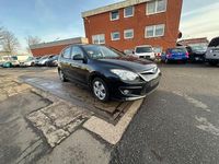 Gebraucht Hyundai i30 Edition 90 PS (66 kW) 2010 Schwarz Limousine