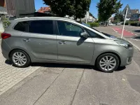 Gebraucht Kia Carens DREAM-TEAM Edition 141 PS (103 kW) 2015 Celestialsilber met. Van / Kleinbus