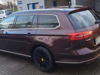 Gebraucht VW Passat Highline 190 PS (139 kW) 2015 Rot Kombi